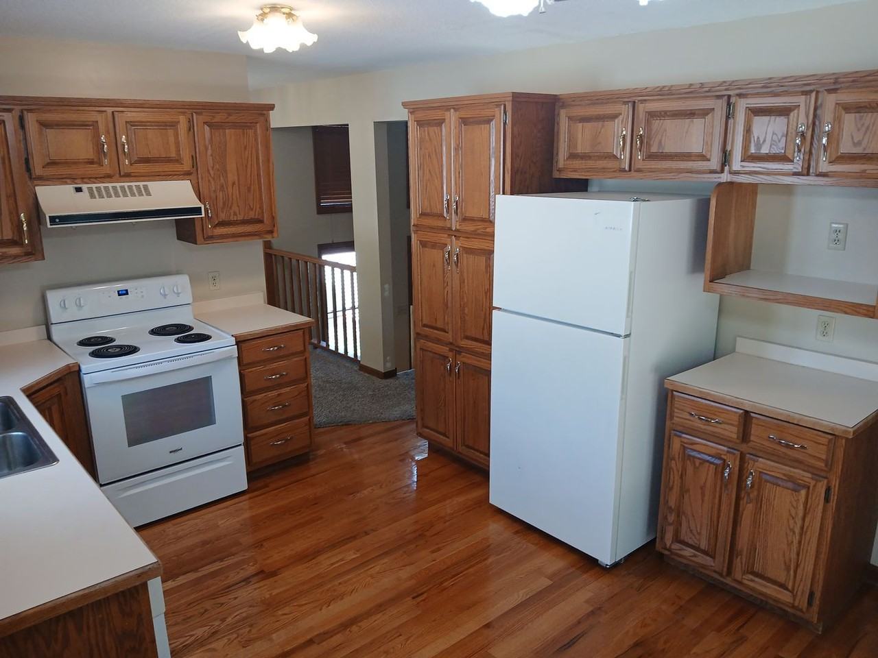 5018 Charm Ridge Dr - Photo 7 of 23
