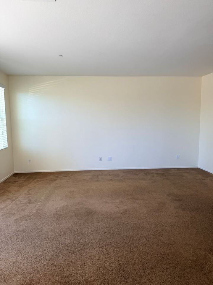 1520 Santa Carolina Rd - Photo 5 of 18