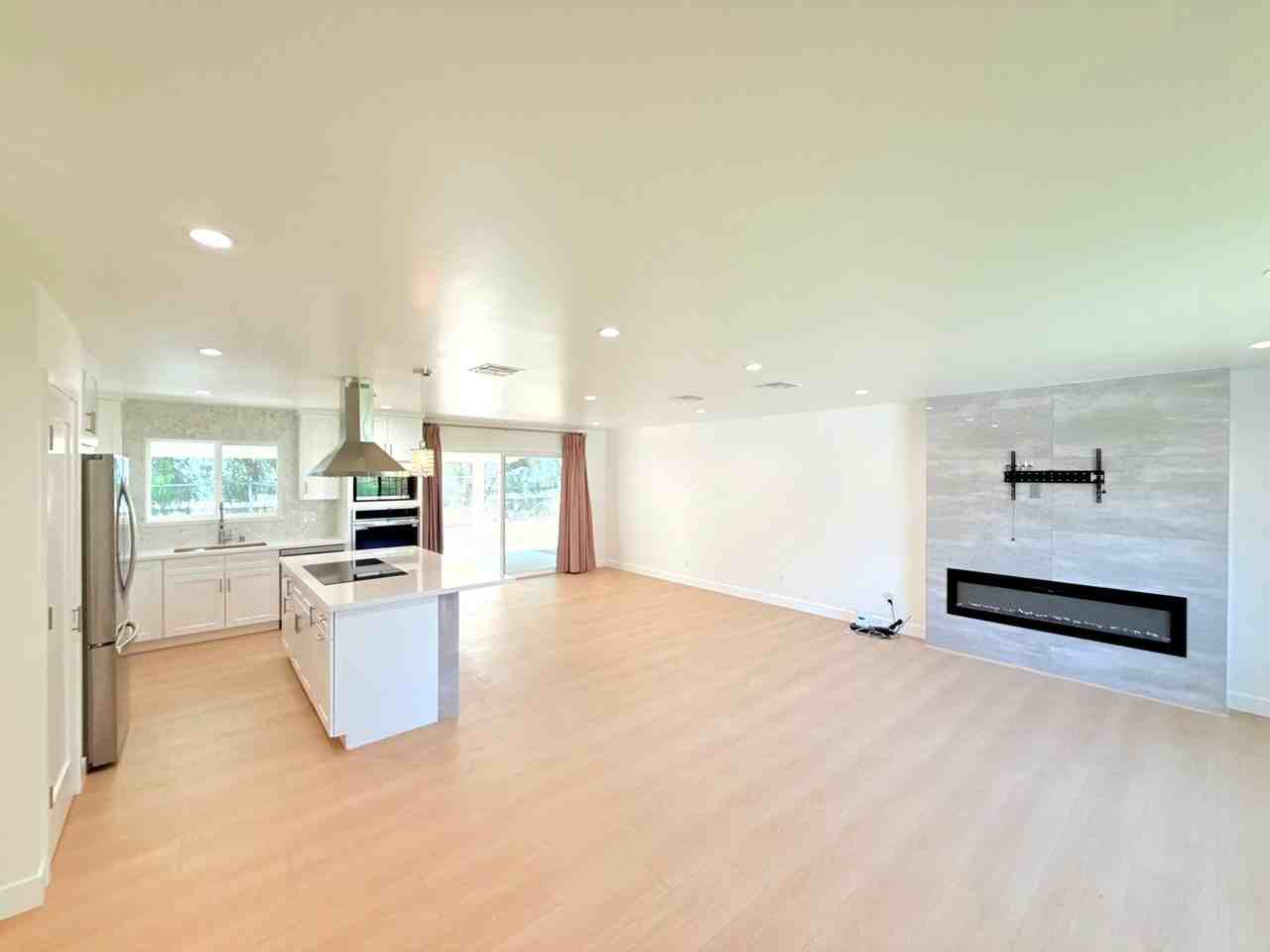 10839 Fellows Avenue - Photo 3 of 45
