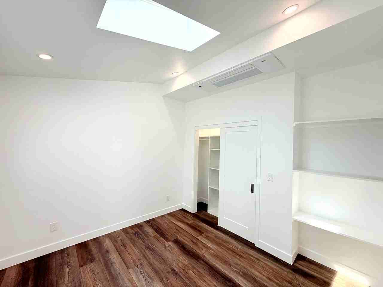 10837 Fellows Ave - Photo 4 of 15