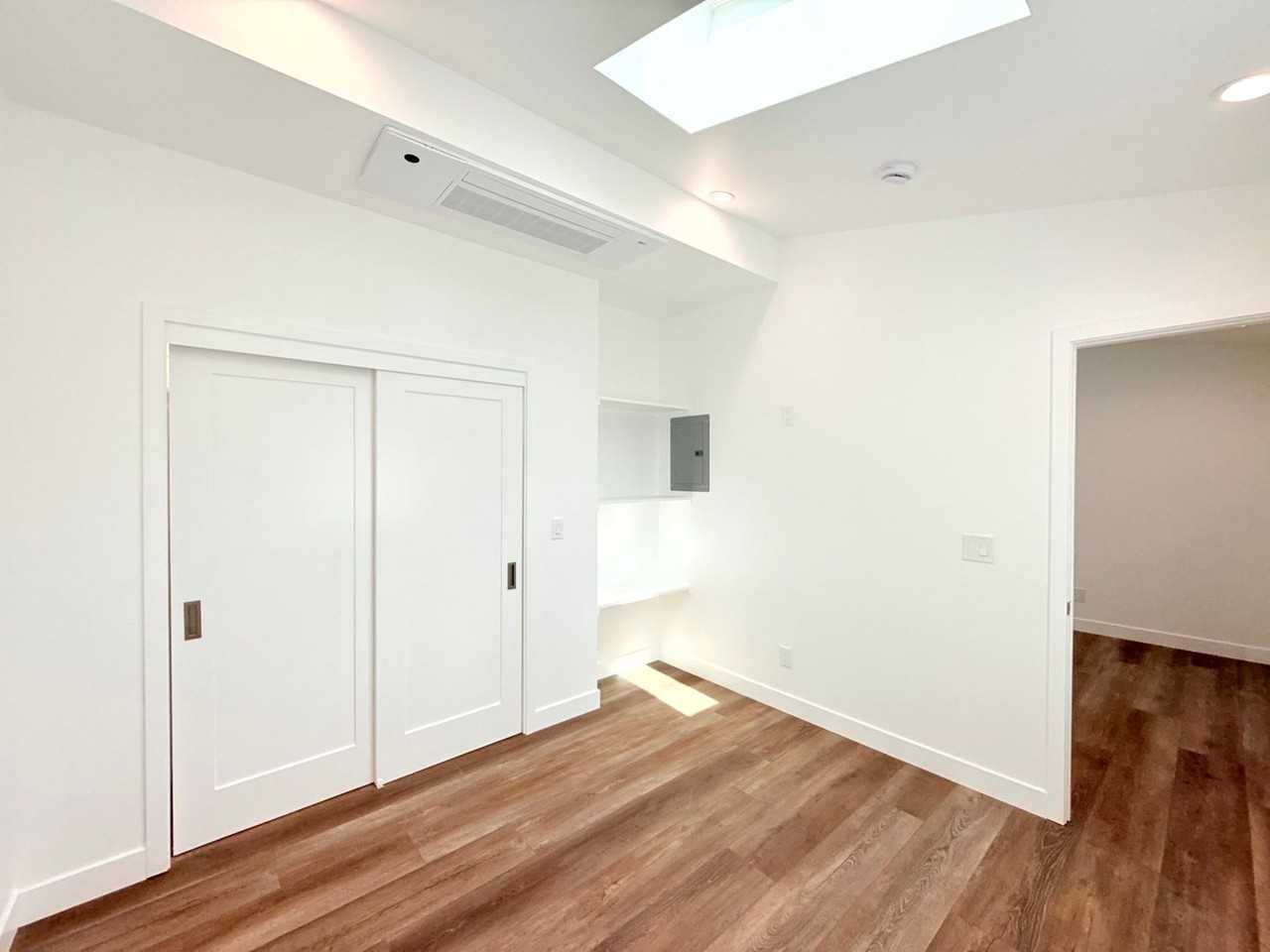 10837 Fellows Ave - Photo 5 of 15