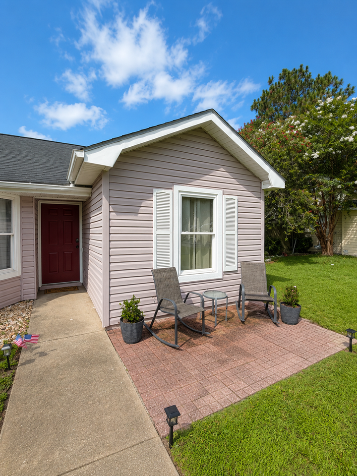 109 Almond Cir - Photo 2 of 22