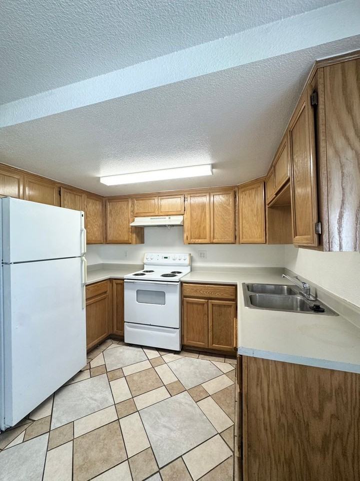 Sekhon Property - Photo 4 of 18