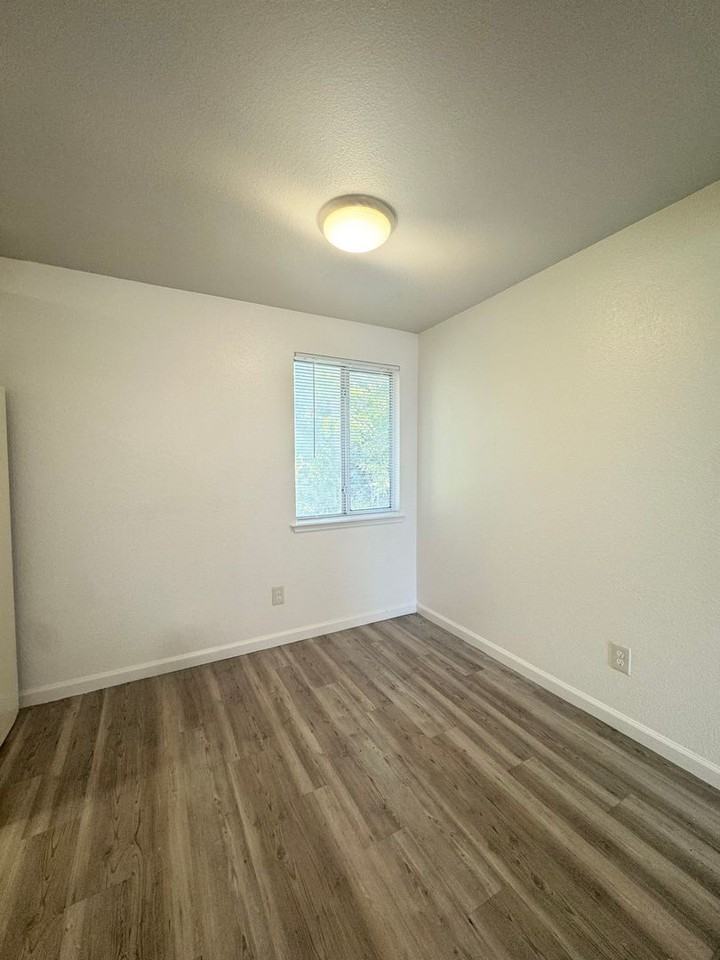 Sekhon Property - Photo 3 of 14