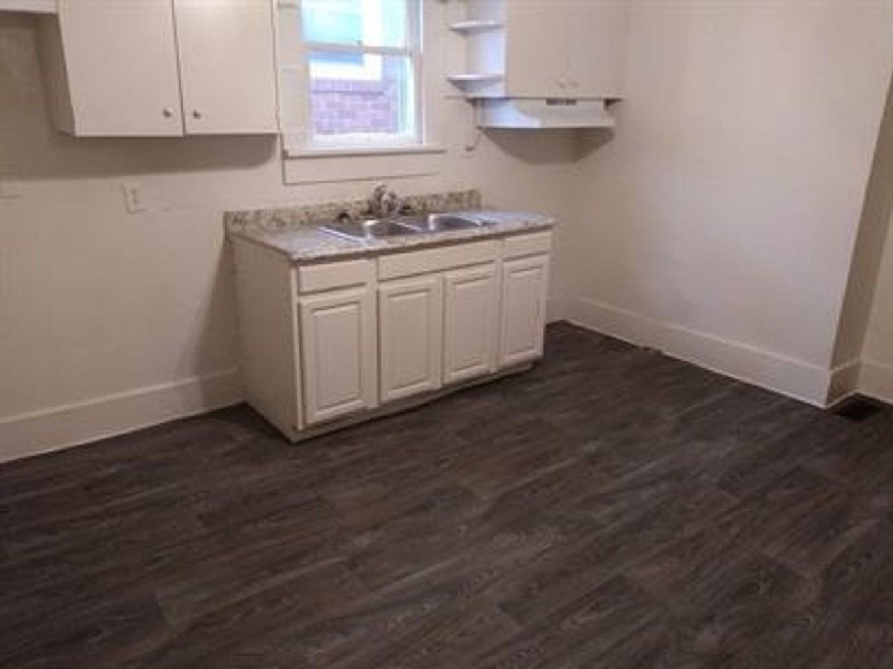 1218 Oleanda Ave - Photo 5 of 21