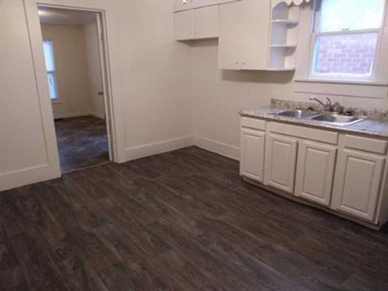 1218 Oleanda Ave - Photo 6 of 21