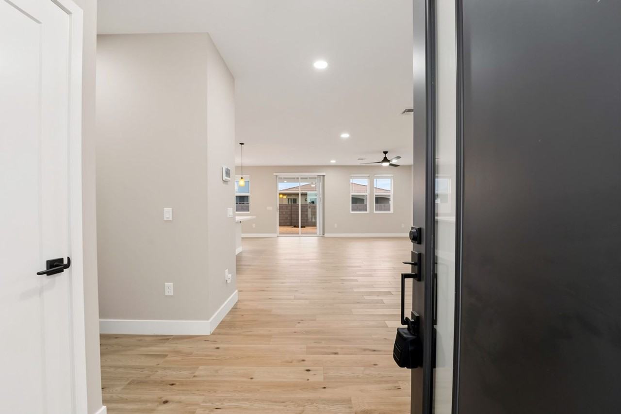 5541 E Santa Rita Dr - Photo 3 of 47