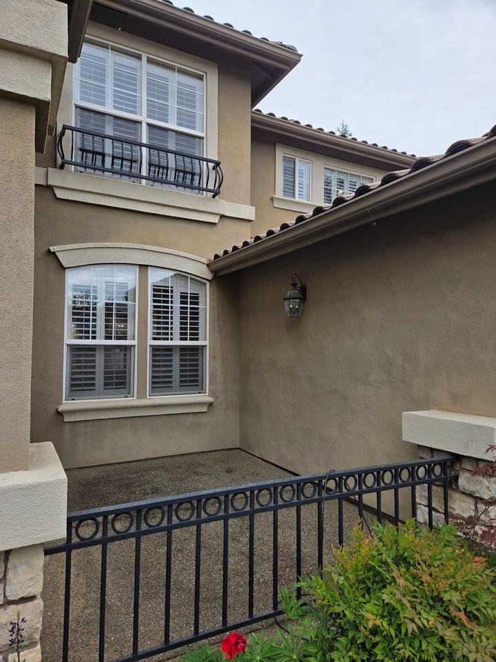 3265 Appian Way - Photo 3 of 28