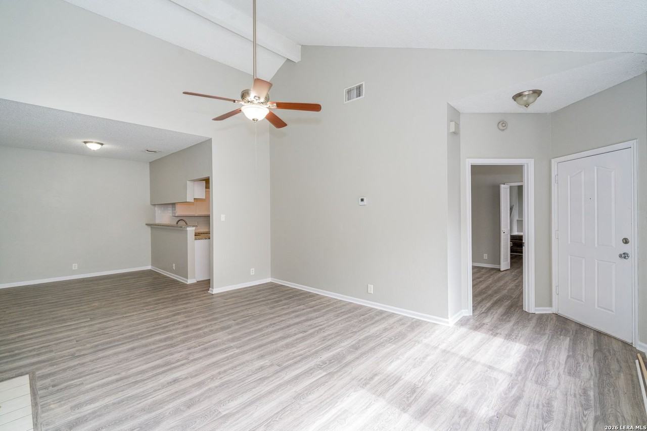 2826 Village Pkwy - Photo 3 of 38