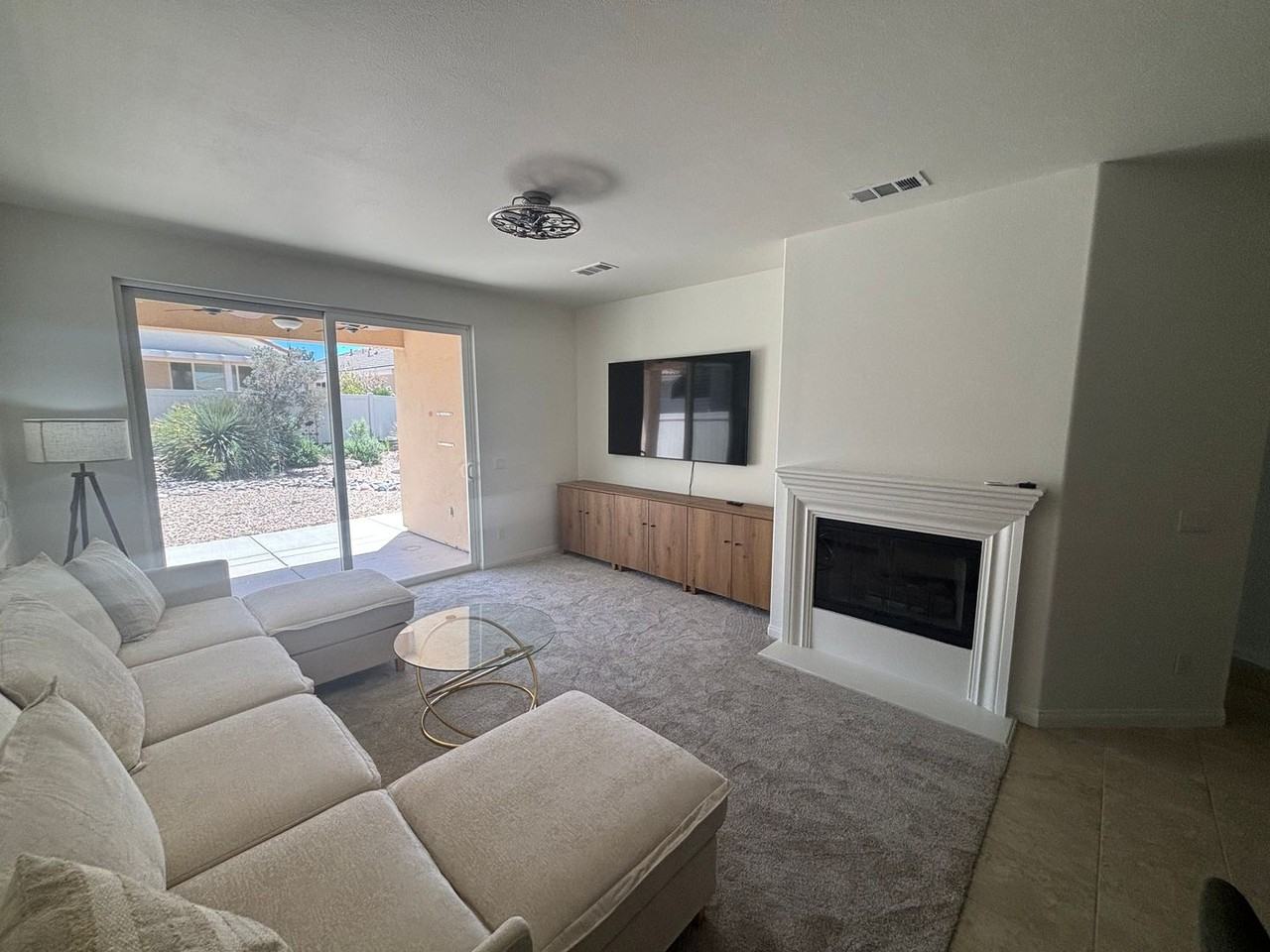 11083 Port Royale Ct - Photo 4 of 20