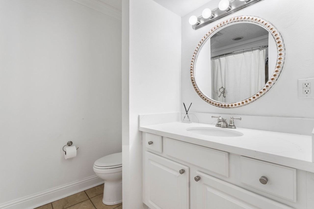 717 Bienville Blvd #B2 - Photo 4 of 33