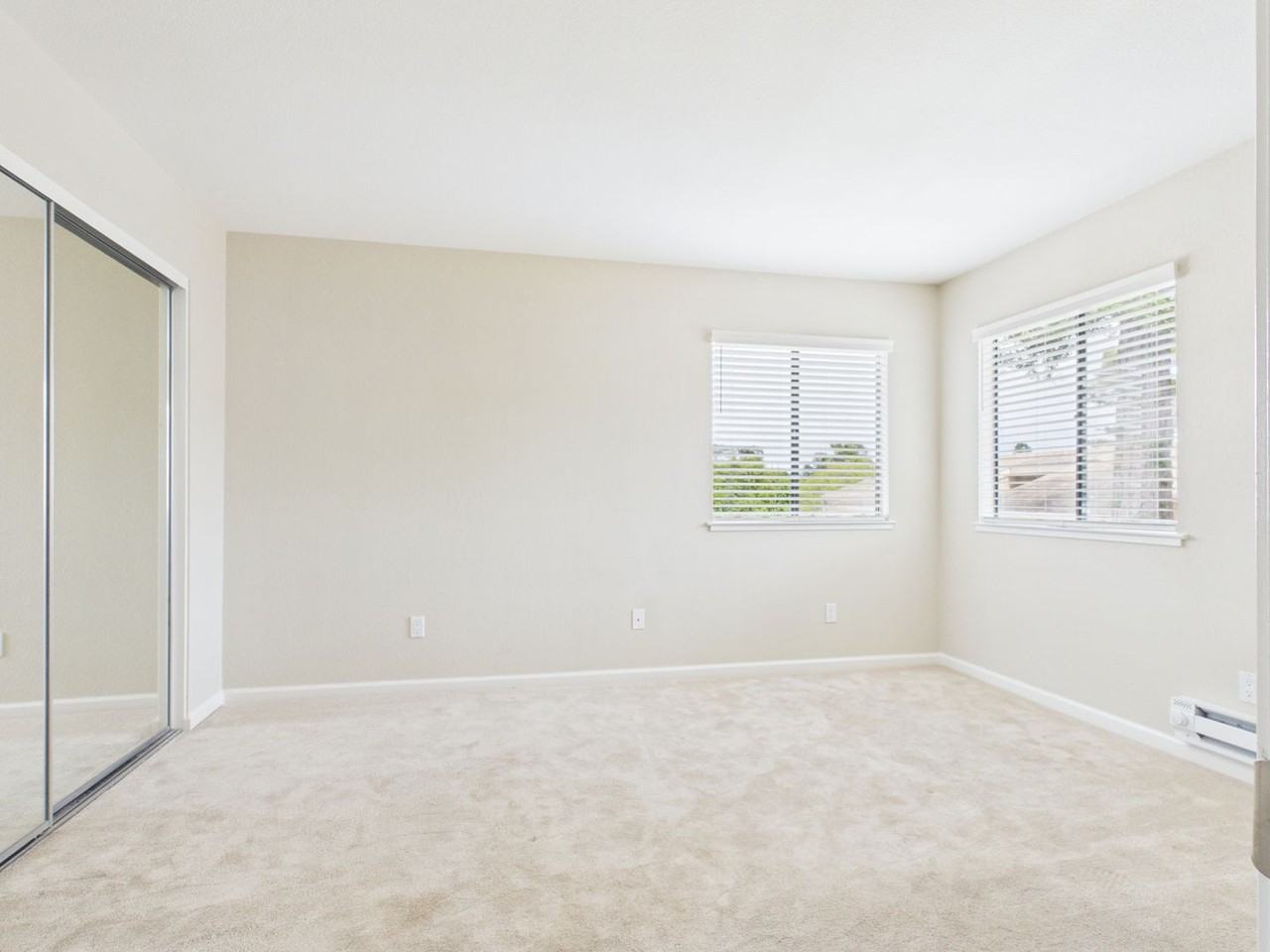 300 Glenwood Cir #265 - Photo 7 of 11