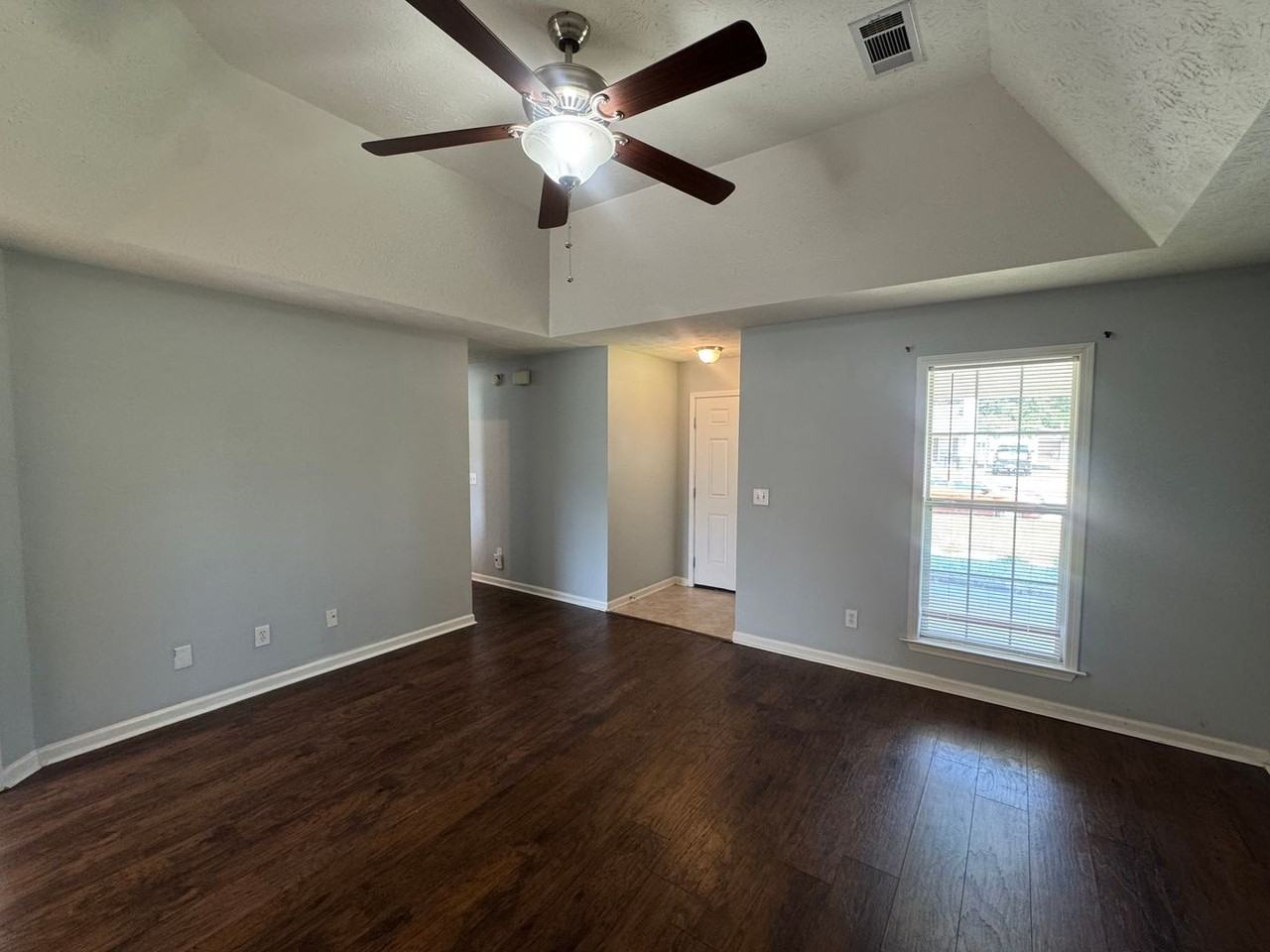 5620 Sweetwood Way - Photo 3 of 25