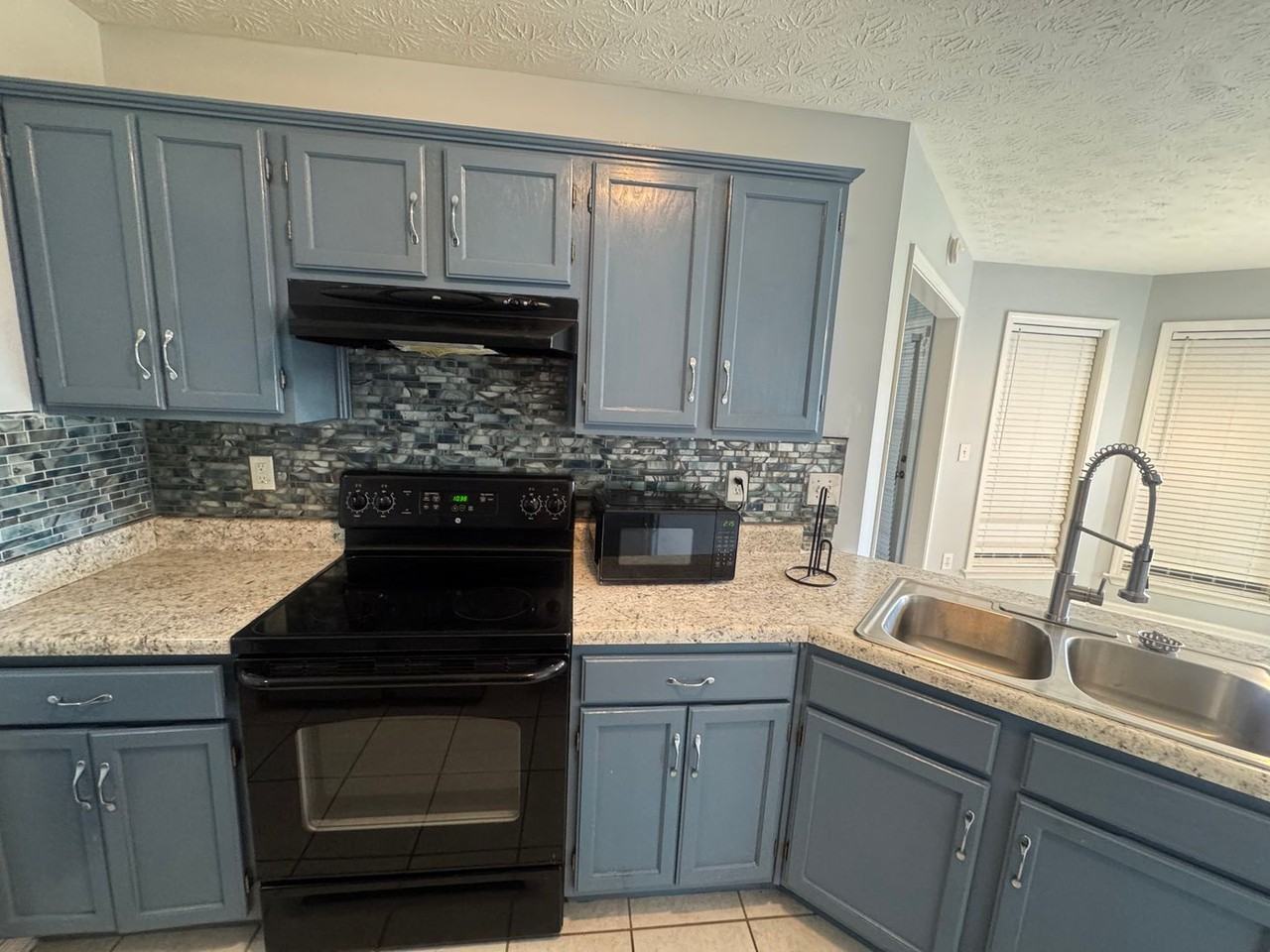 5620 Sweetwood Way - Photo 7 of 25