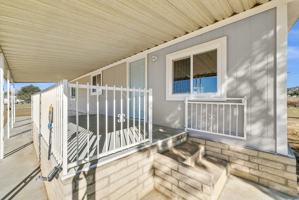 featured image of 22450 Norris Ln