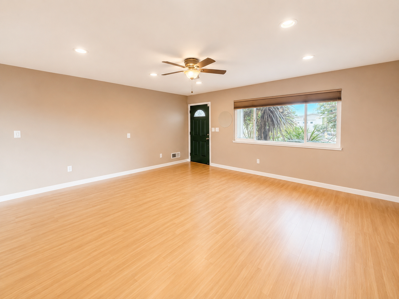 501 Tuttle Ave - Photo 2 of 12