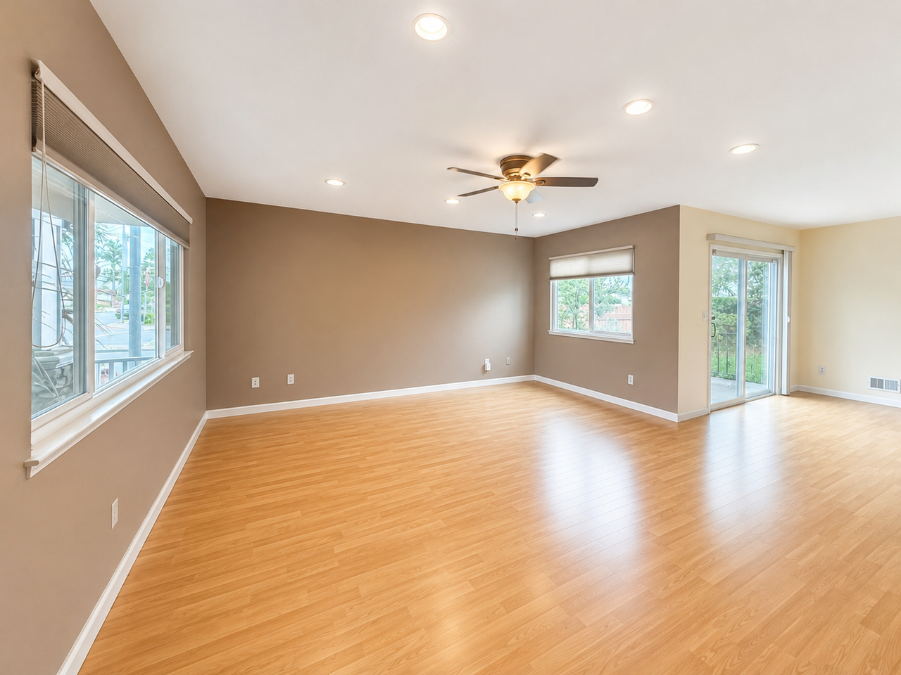 501 Tuttle Ave - Photo 3 of 12