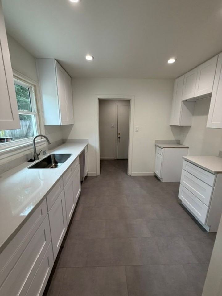 2009 Orchard St - Photo 7 of 27