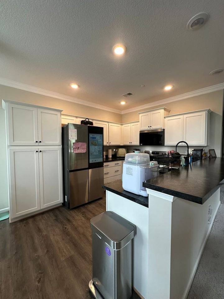 1502 Kathy Ann Way E - Photo 5 of 23
