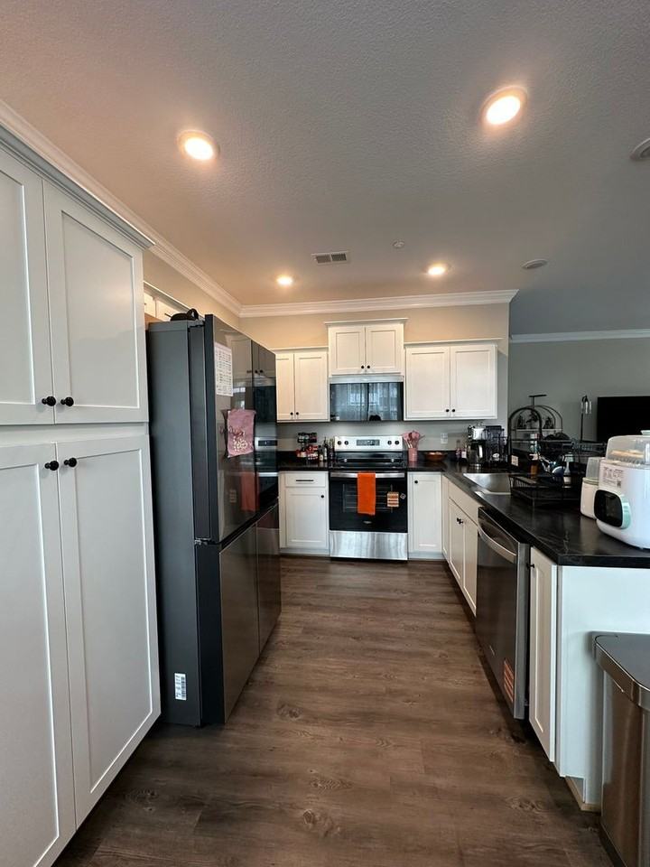 1502 Kathy Ann Way E - Photo 6 of 23