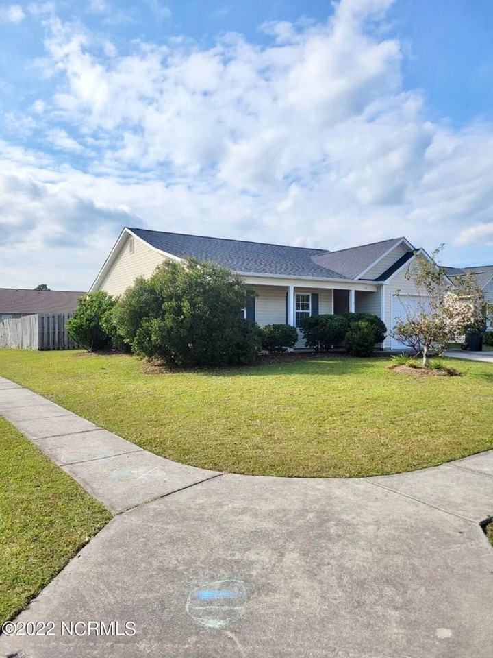 1161 Amber Pines Dr - Photo 2 of 12