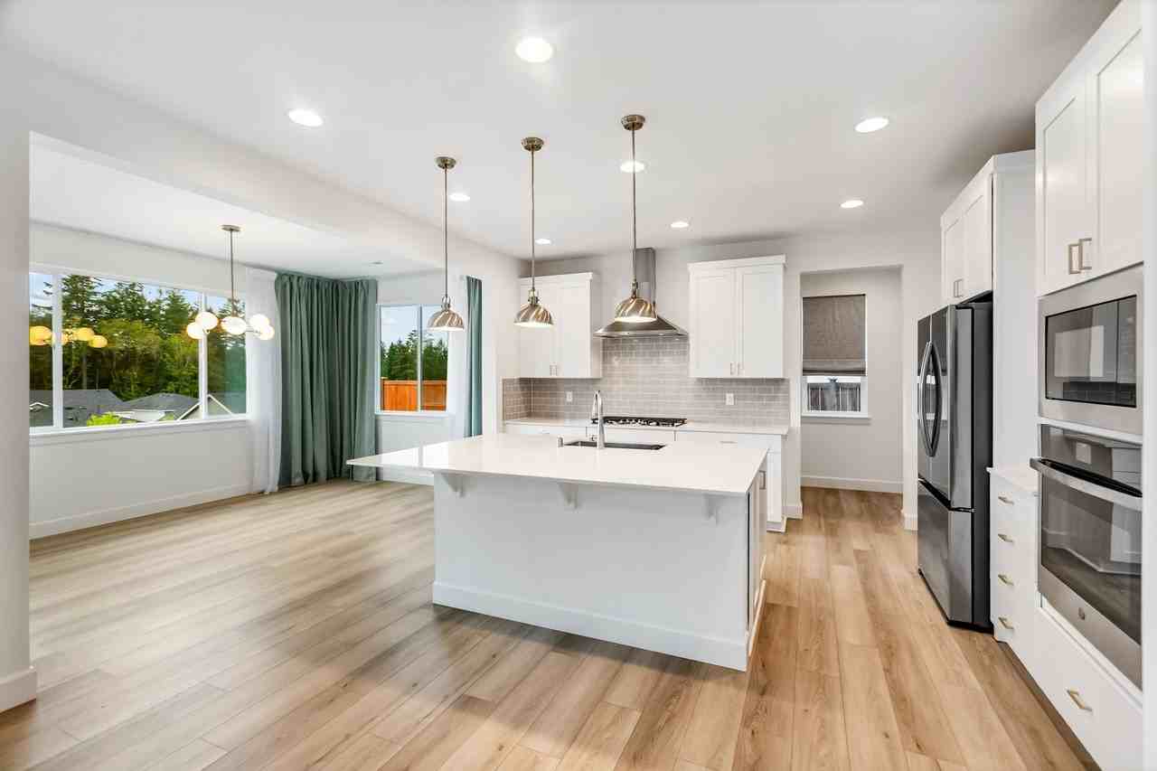 4510 Bristol Ln Se - Photo 7 of 24