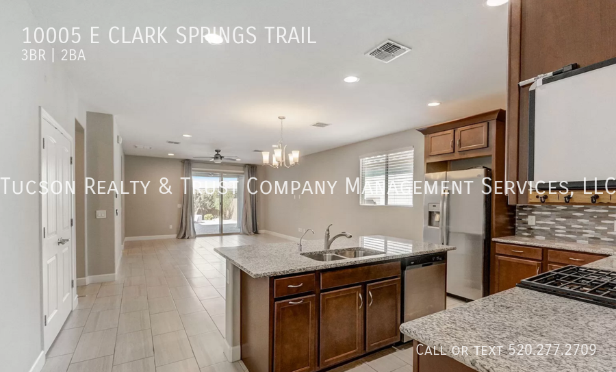 10005 E Clark Springs Trl - Photo 2 of 7