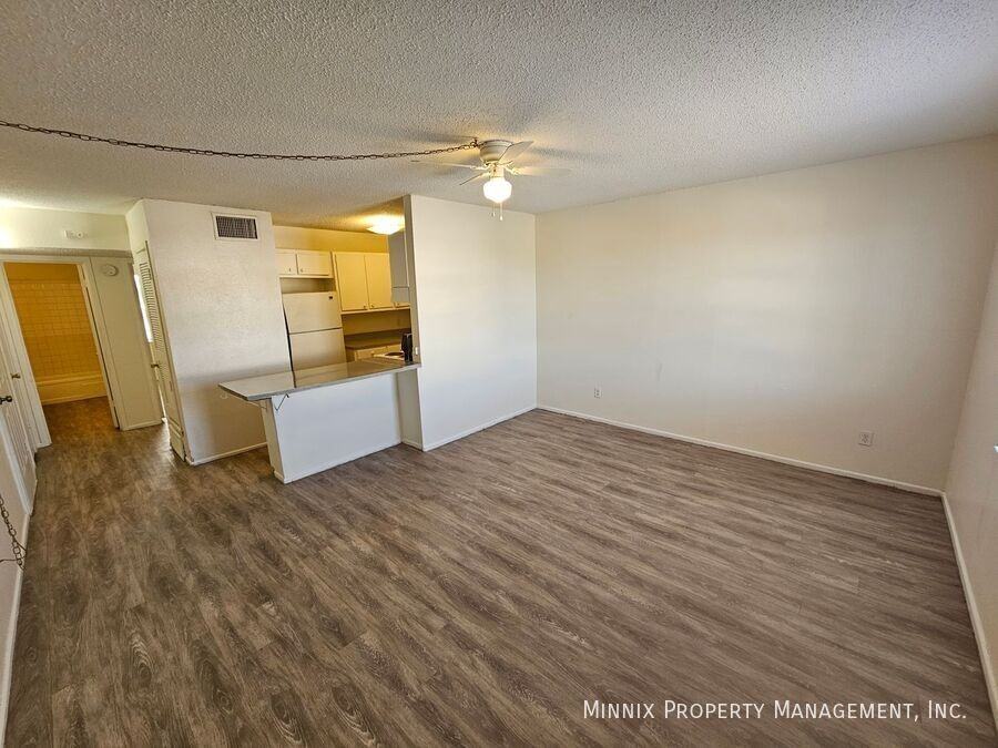 1600 Yonkers St #9 - Photo 2 of 14