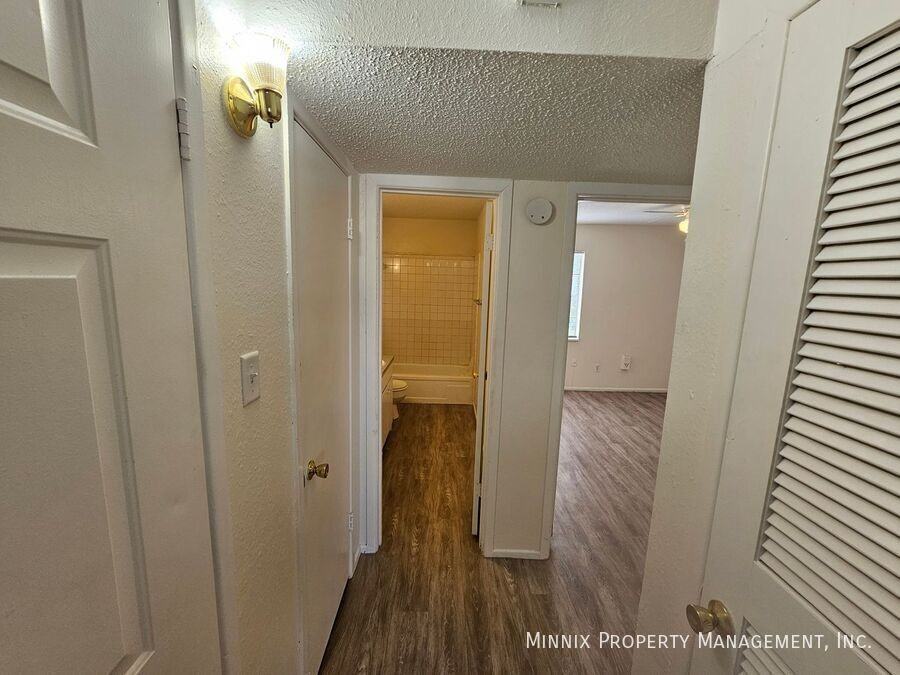 1600 Yonkers St #9 - Photo 7 of 14