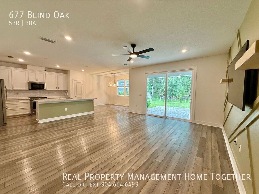 677 Blind Oak Cir - Photo 3 of 37