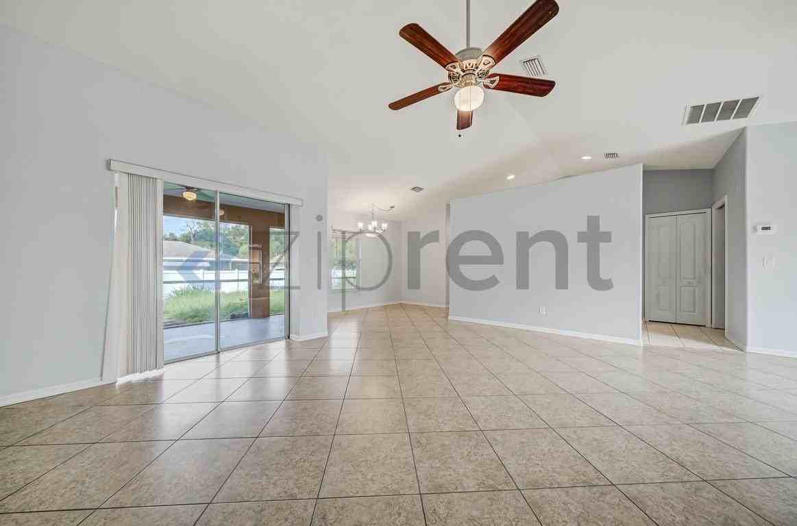 2665 Parasol Ln - Photo 7 of 20