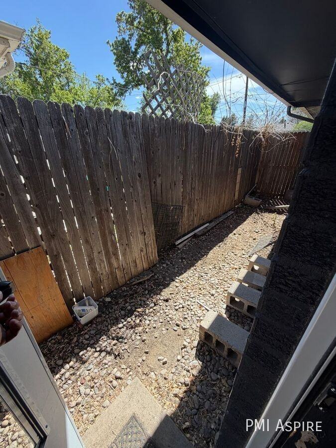 7730 W 17th Ave - Photo 4 of 6
