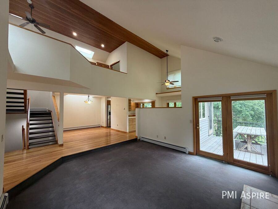 1940 Tincup Ct - Photo 4 of 32