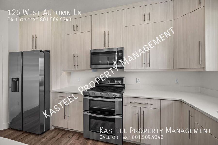 126 W Autumn Ln - Photo 4 of 36