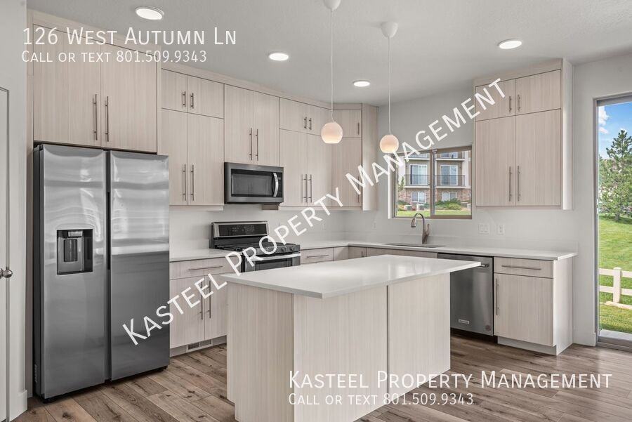 126 W Autumn Ln - Photo 6 of 36