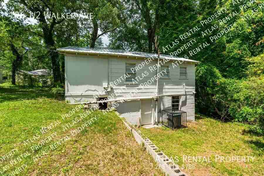 106 1/2 Walker Ave - Photo 3 of 18