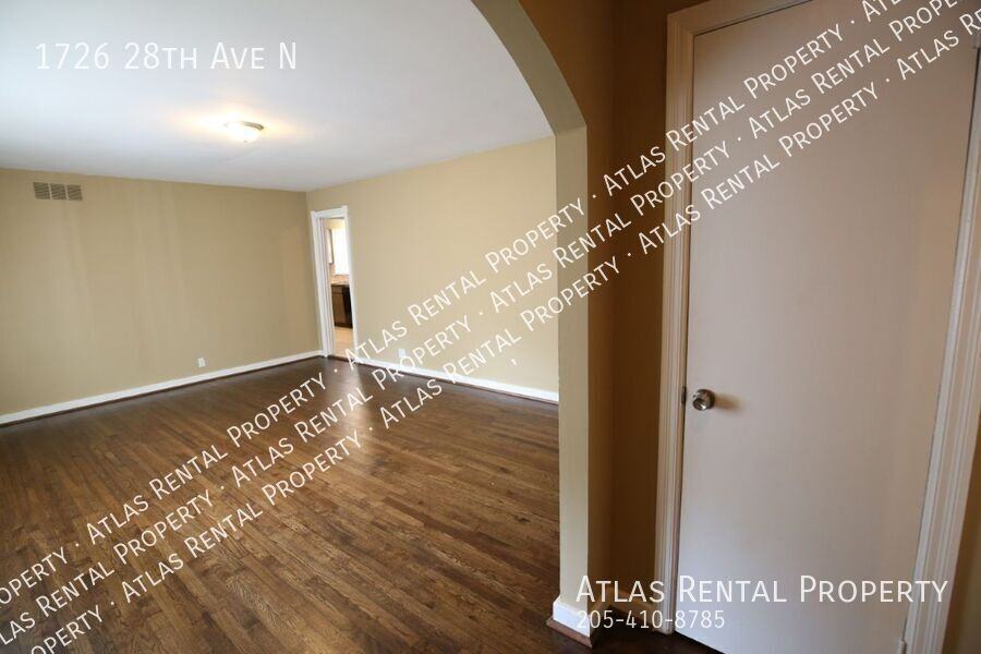1726 28th Ave N - Photo 4 of 16