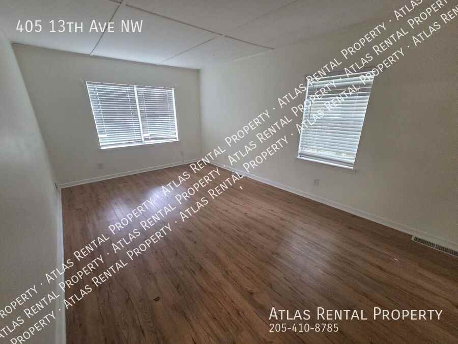 405 13th Ave Nw - Photo 4 of 8