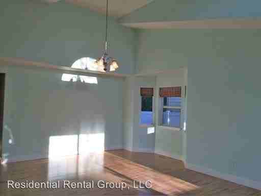 851 N 25th Terrace - Photo 2 of 27