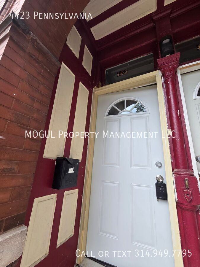 4423 Pennsylvania Ave - Photo 2 of 10