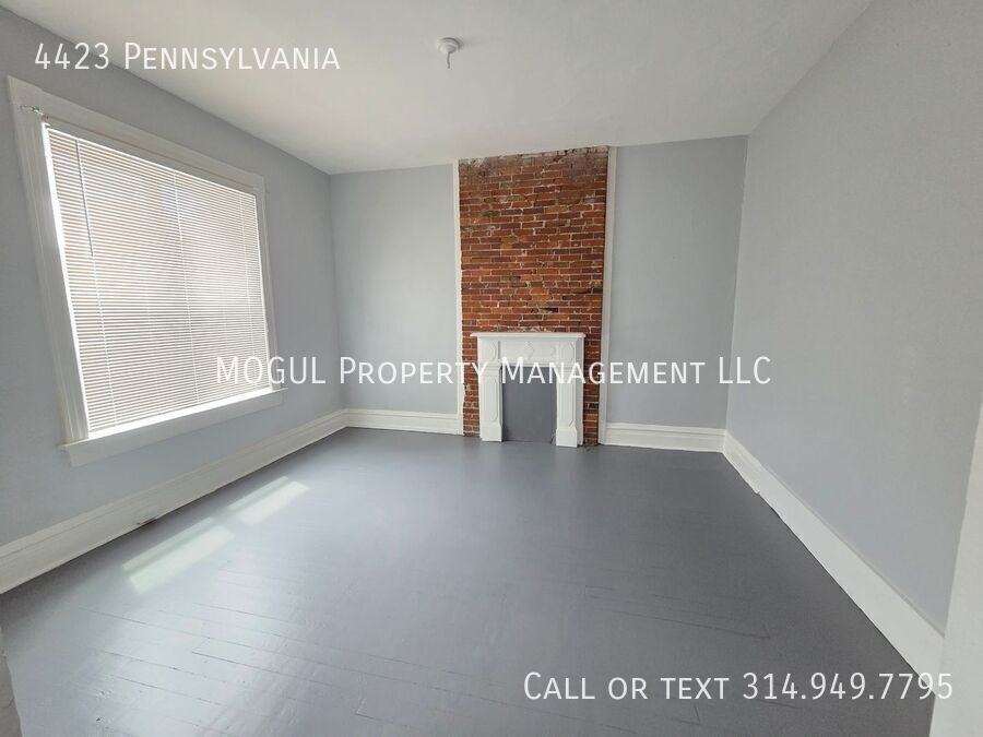 4423 Pennsylvania Ave - Photo 4 of 10
