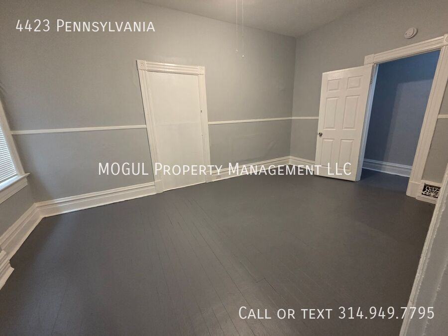 4423 Pennsylvania Ave - Photo 6 of 10