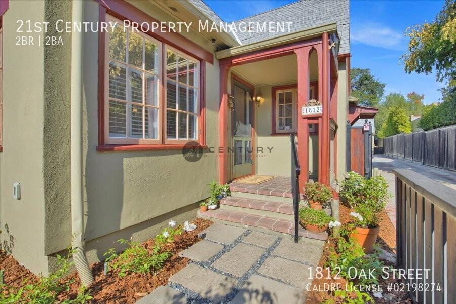 1812 Oak St - Photo 3 of 27