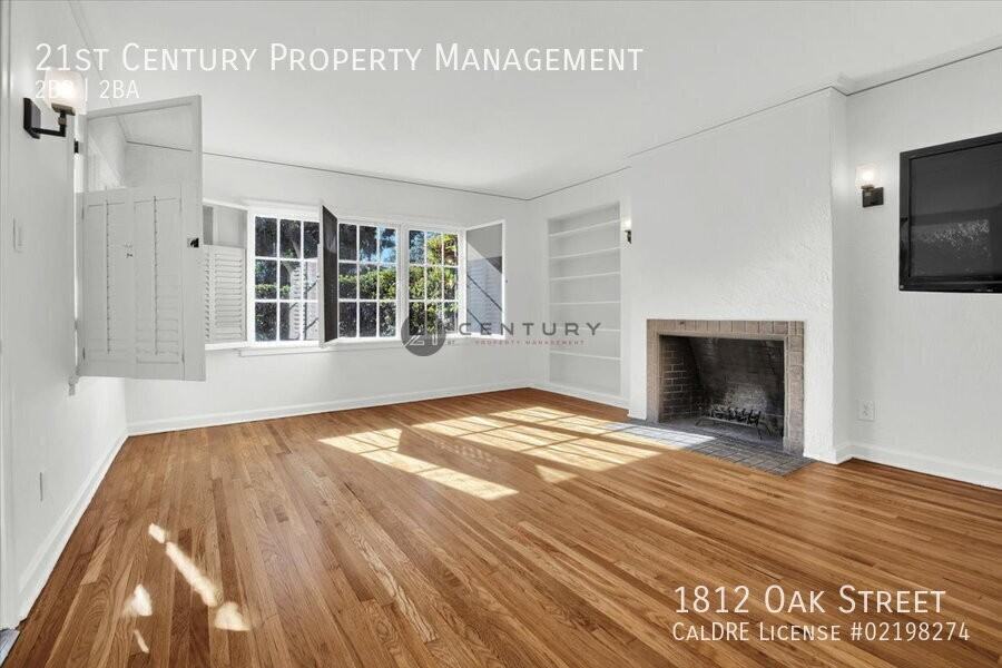 1812 Oak St - Photo 5 of 27
