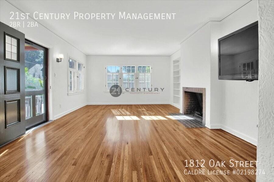 1812 Oak St - Photo 6 of 27