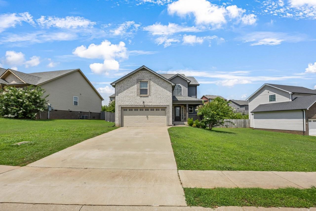 843 Crestone Ln - Photo 4 of 40