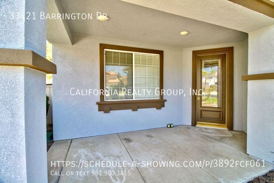 33421 Barrington Dr - Photo 5 of 50