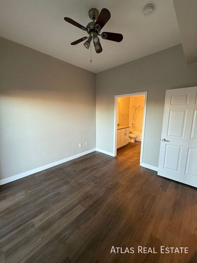 15475 E Andrews Dr #315 - Photo 7 of 26