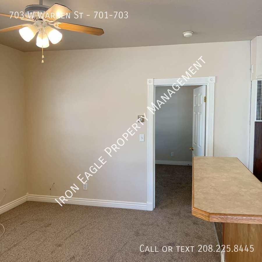 703 W Warren St #701-703 - Photo 3 of 13