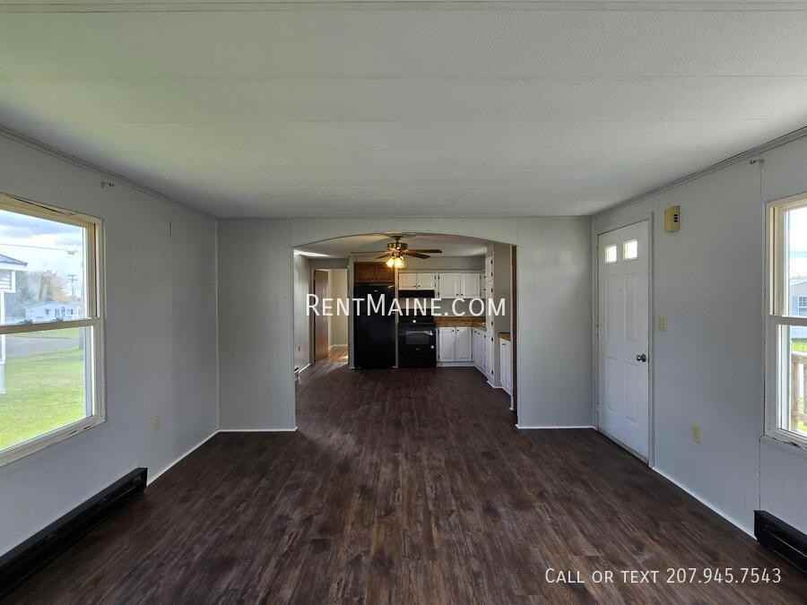 126 C St - Photo 3 of 13